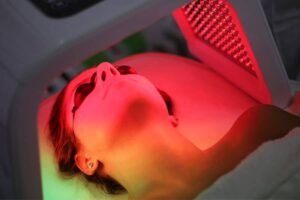 Does Red Light Therapy Help Old Scars