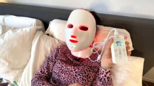 How To Use Led Face Mask